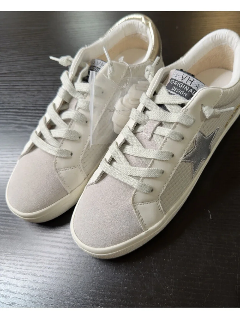 Size 7 Vintage Havana Star White Gold Mesh Lace Up Low Top Women's Sneakers Nwt